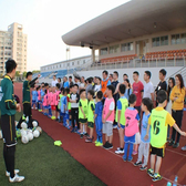 樂黎運(yùn)動(dòng)足球雙語夏令營（7、14天）