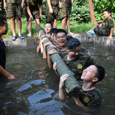 14天“梟狼戰(zhàn)隊”極限魔鬼軍事夏令營（北京）