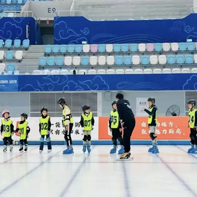 【北京走读】5天冰丝带暑假成长夏令营|机器人课程+无人机课程+朗读口才