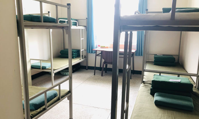 军营住宿上下铺