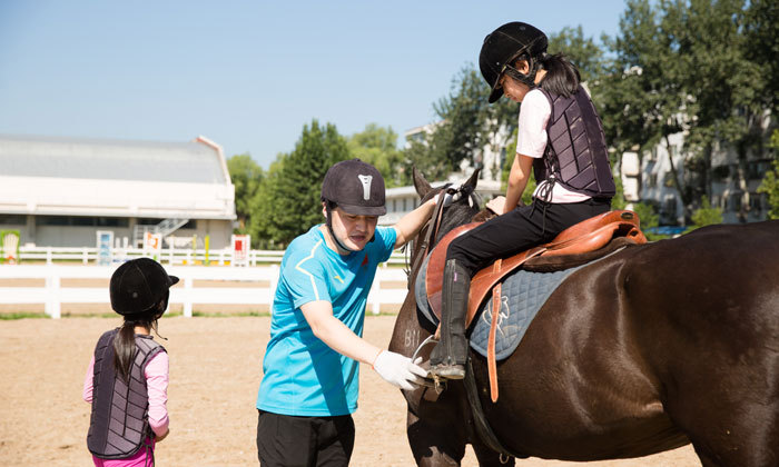 學習騎馬