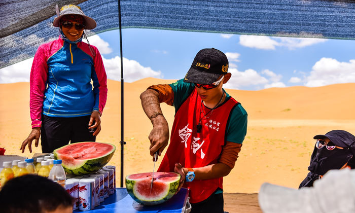 邊看美景邊吃瓜