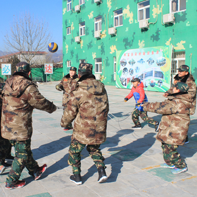 “少年軍官”10天冬令營（北京）
