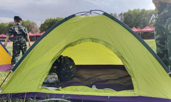 搭帐篷
