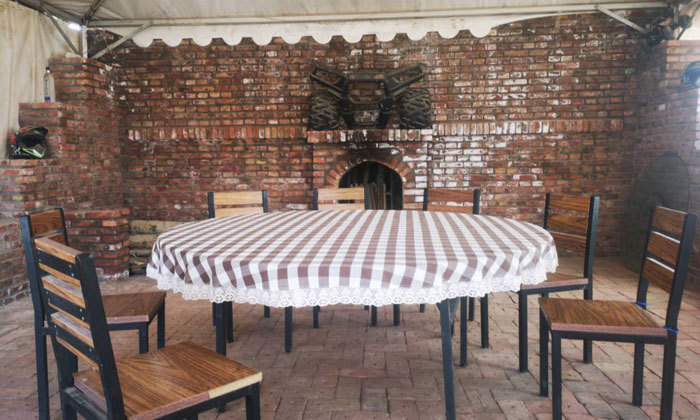 饭桌（沙漠营）