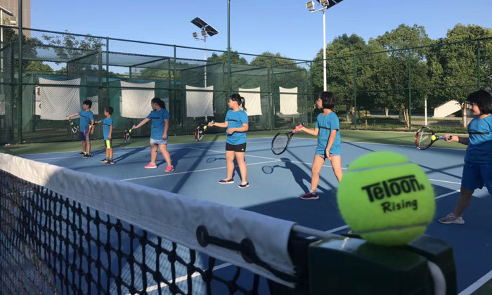 網(wǎng)球練習(xí)