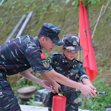 7天軍事特戰(zhàn)冬令營