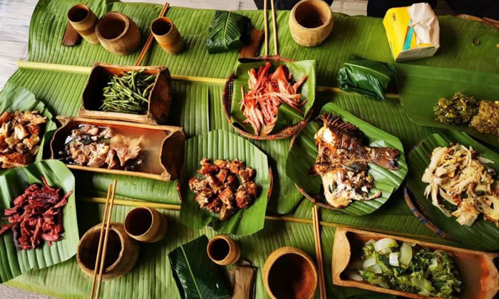 西双版纳竹筒饭菜