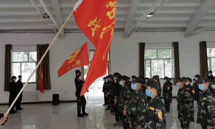 拉练出发前整队