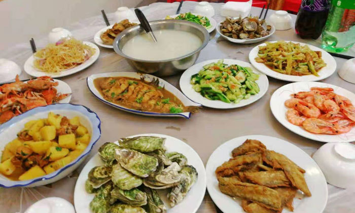 有菜有肉還有海鮮