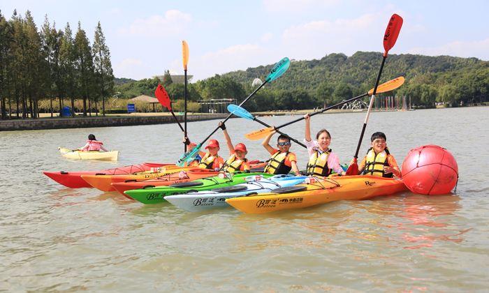 青山绿水环境美