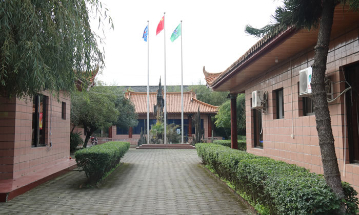 基地內(nèi)環(huán)境