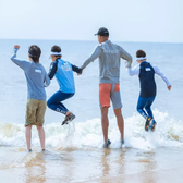 【青岛】6天随风驭浪冲浪L1考证夏令营|冠军级教练+独立黄金沙滩+冲浪证书