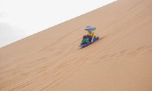 沙漠滑沙