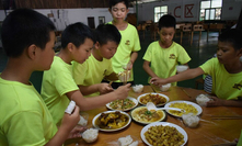 一起聚餐
