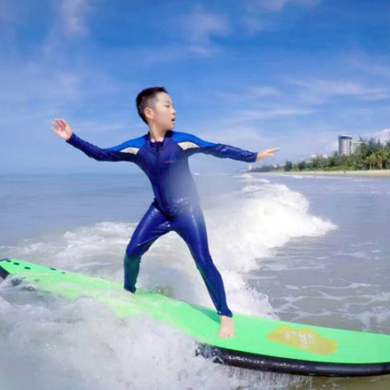 Surfing kids冲浪营（2019）