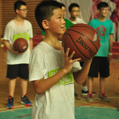 酷学酷玩英语篮球夏令营
