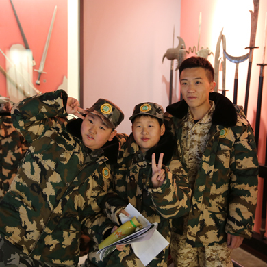 2020“先锋少年”5天成长军事冬令营（上海）