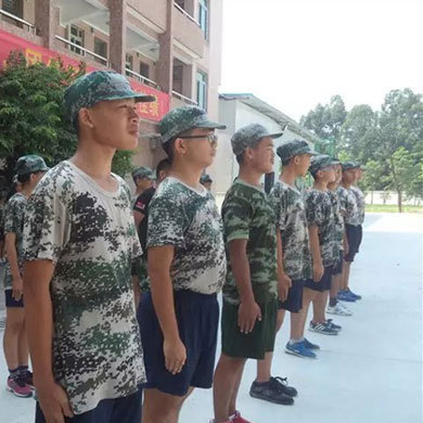 2022少年军事7天冬令营（桂林）