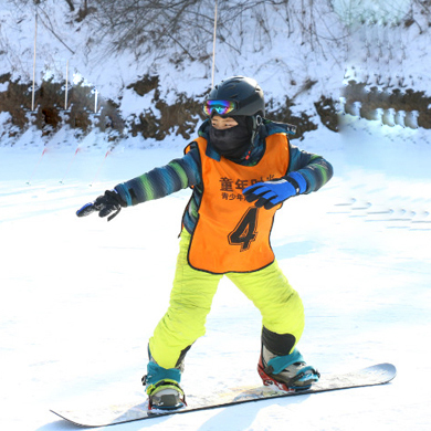 5天亚布力（单板中级）-高档专属滑雪资源+增强体质|滑雪冬令营（哈尔滨）