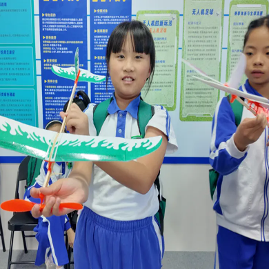 【东莞】5天无人机探索夏令营|走进机甲总部+无人机足球+水上嘉年华