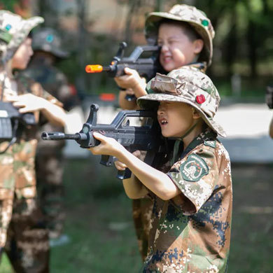 30天特战尖兵军事夏令营|旗语操+穿越电网+红蓝军野战对抗赛+感恩教育