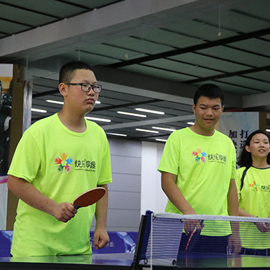 青少年减肥训练10天冬令营