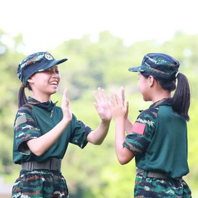【东莞】7天女生防卫特训夏令营|防身术+急救训练+擒拿术+腰旗橄榄球