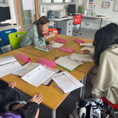 2周城市观光+英式营地教育+体味英伦风情|英国语言学习夏令营（4-8年级）