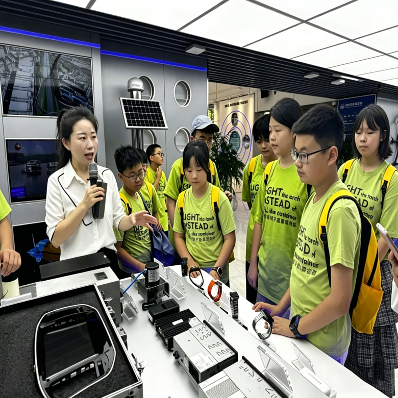半日名企·北斗基地亲子研学营|北斗展厅+北斗座谈会+北斗卫星模拟