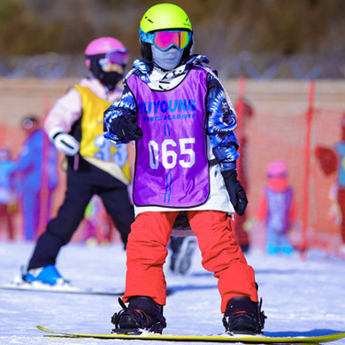 6天崇礼翠云山（单板高级）滑雪-全天超棒滑雪视野+综合强化训练冬令营