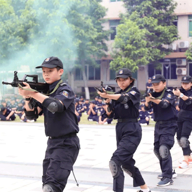 2024中国小特警7天军事夏令营（南宁）